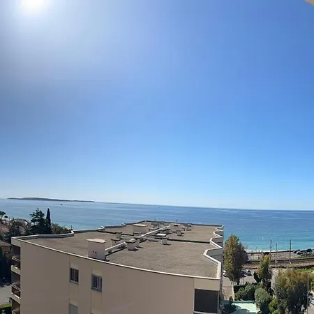 Beau 4 Couchages Vue Cannes